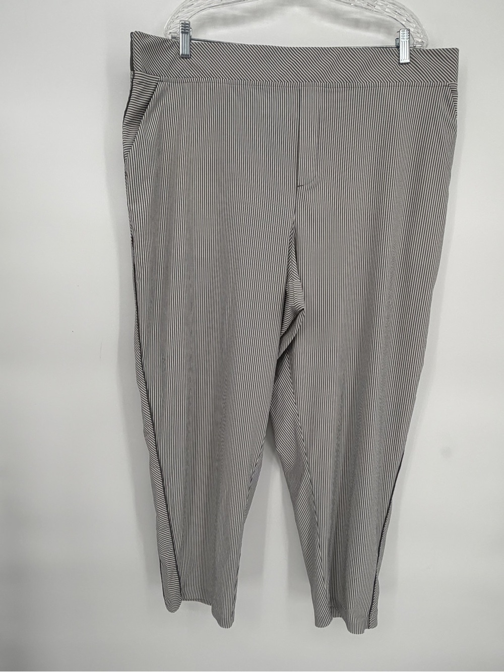Athleta Women's Black and White Pinstripe Joggers